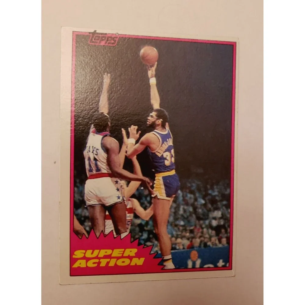 1981-82 Topps KAREEM ABDUL-JABBAR Basketball Card #106 Los Angeles Lakers HOF